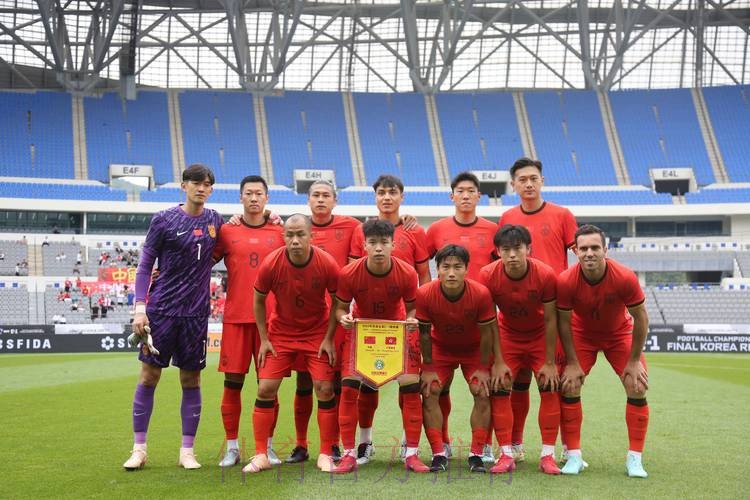 东亚杯中国男女足兑现诺言 打出少有“气势足球” 东亚杯中国男女足兑现诺言 打出少有“气势足球”