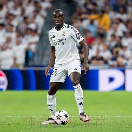 斯基拉:皇马准备续约魔笛 球员看上去有意继续踢球